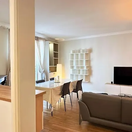 New Deco Apt With 2 Bdrs 1 Mn To Metro Voltaire * Parigi