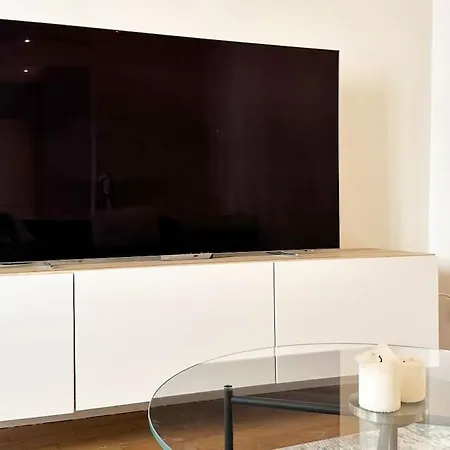 New Deco Apt With 2 Bdrs 1 Mn To Metro Voltaire Appartamento *