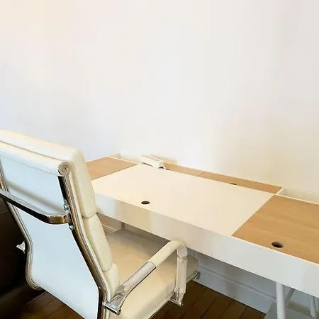 New Deco Apt With 2 Bdrs 1 Mn To Metro Voltaire * Paris