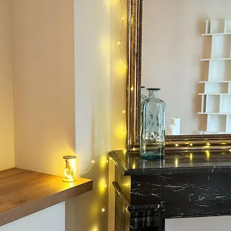 New Deco Apt With 2 Bdrs 1 Mn To Metro Voltaire