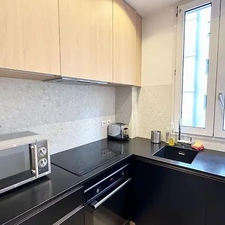New Deco Apt With 2 Bdrs 1 Mn To Metro Voltaire * Paris